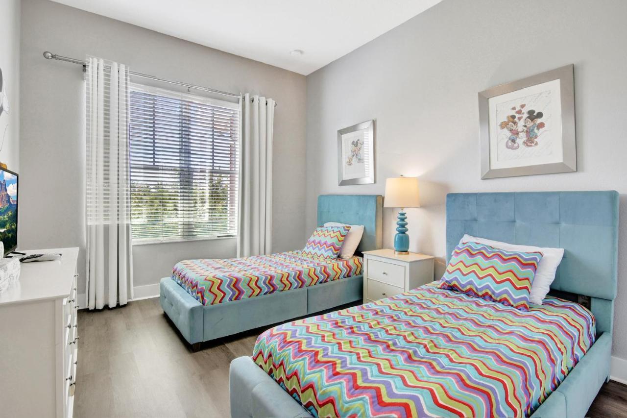 Elegant Urban Townhouse - Super Close To Disney! Holiday home Orlando