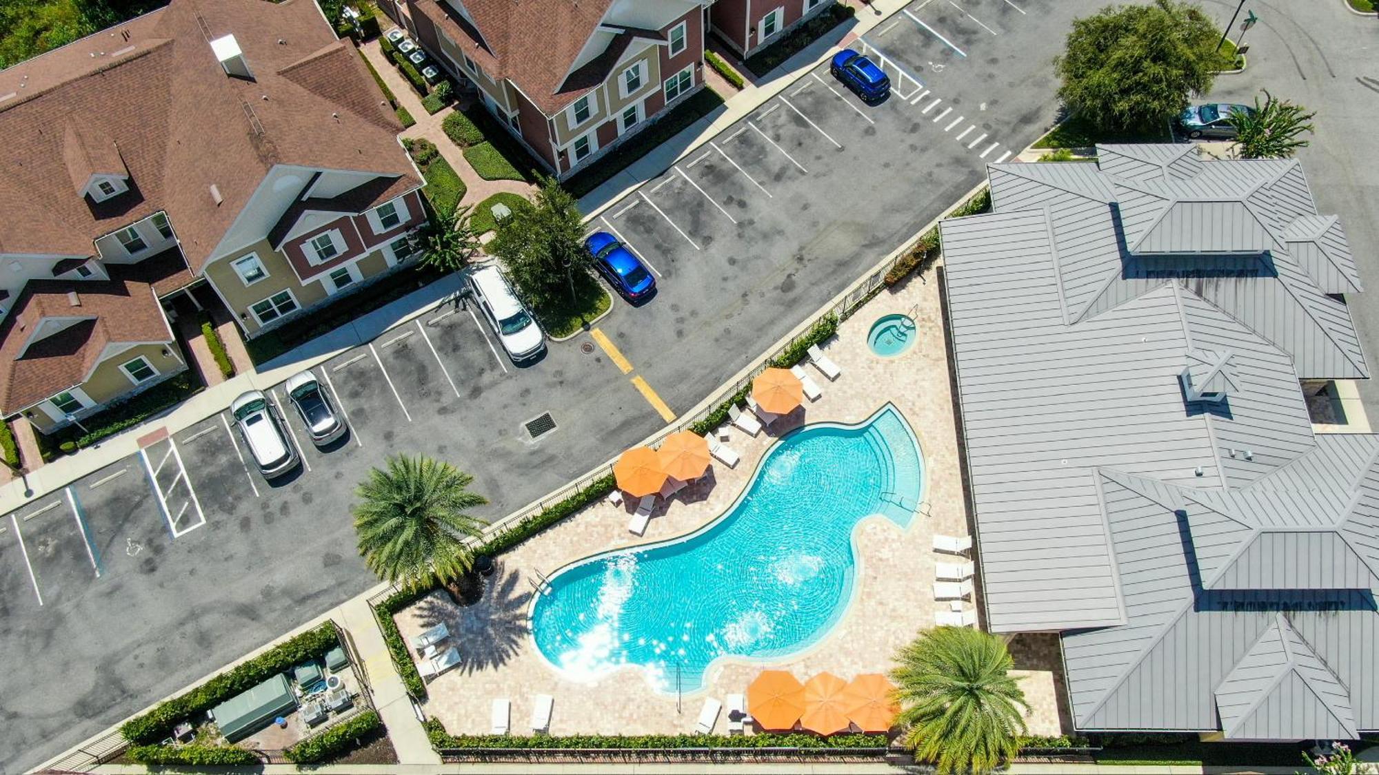 Holiday home Elegant Urban Townhouse - Super Close To Disney!