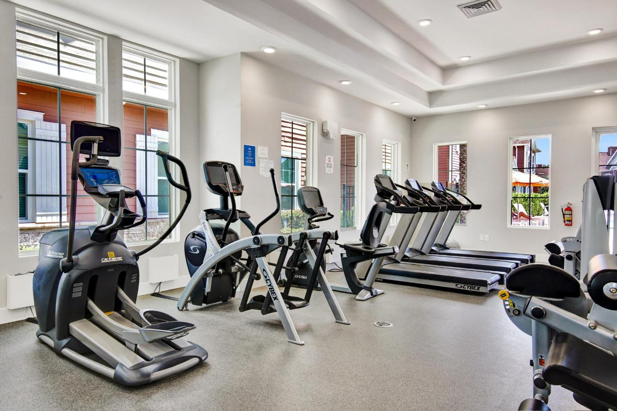 Elegant Urban Townhouse - Super Close To Disney! Holiday home