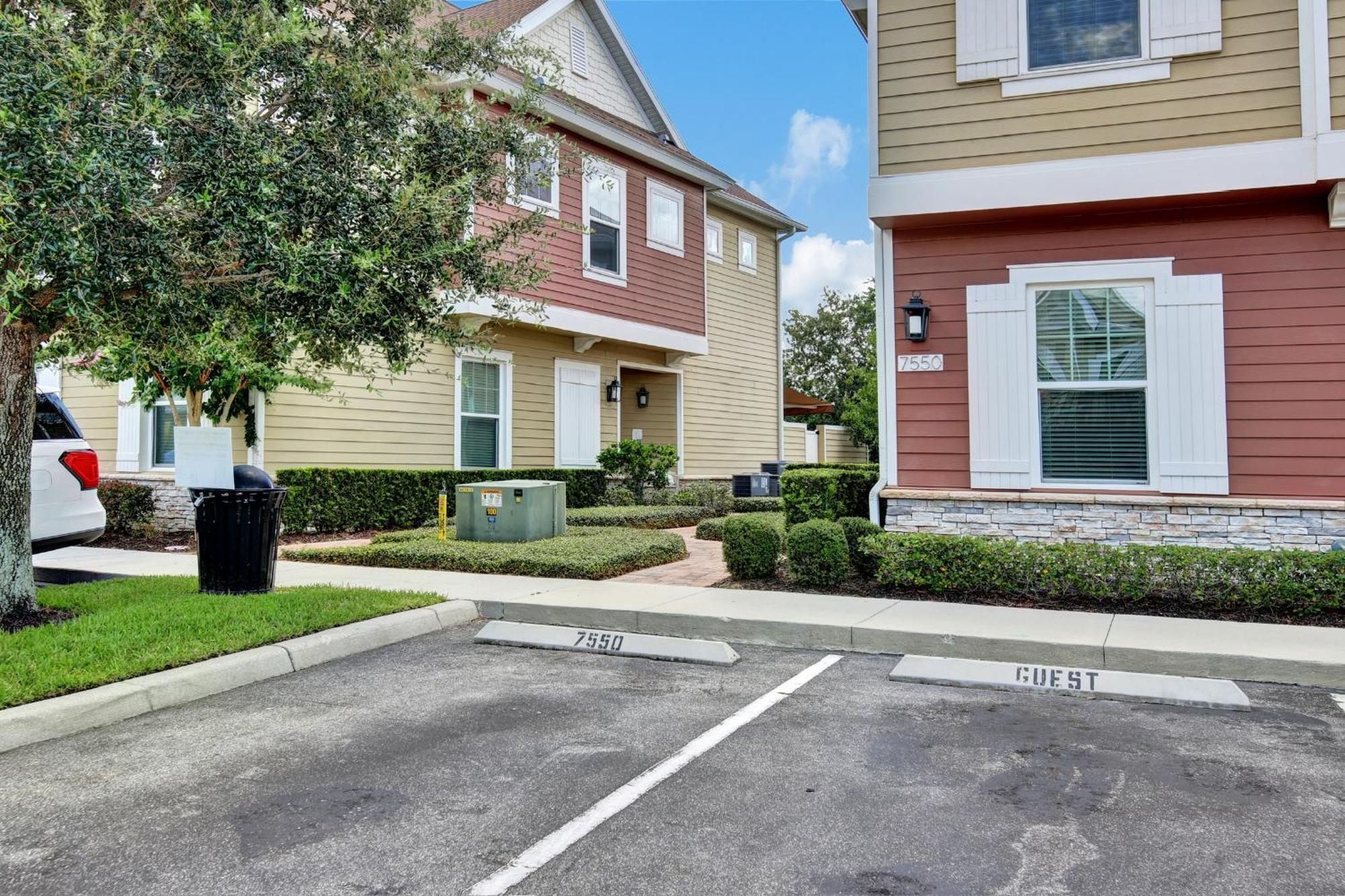Holiday home Elegant Urban Townhouse - Super Close To Disney! *